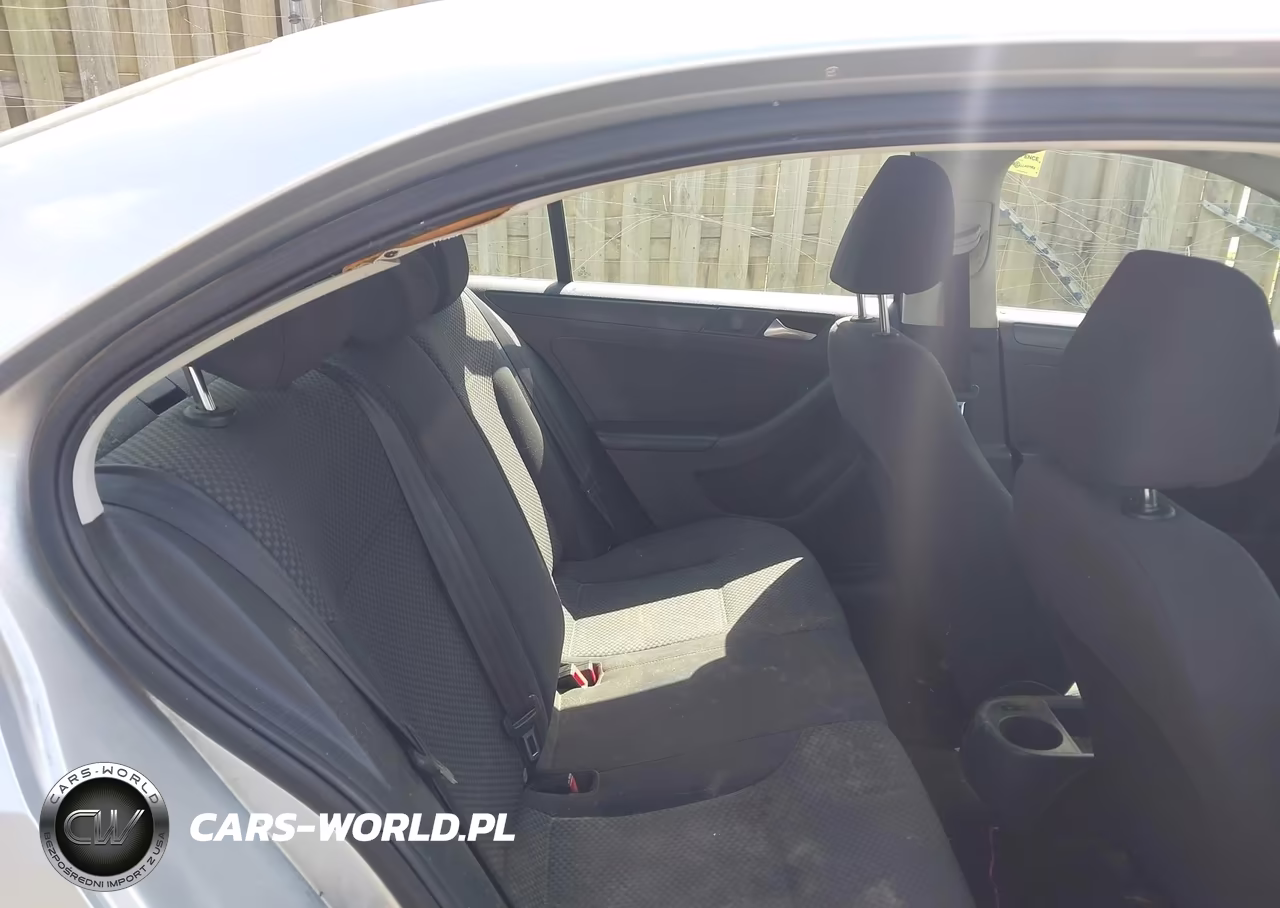 2013 Volkswagen Jetta 2.0L S VIN:3VW2K7AJ3DM225659 - 8