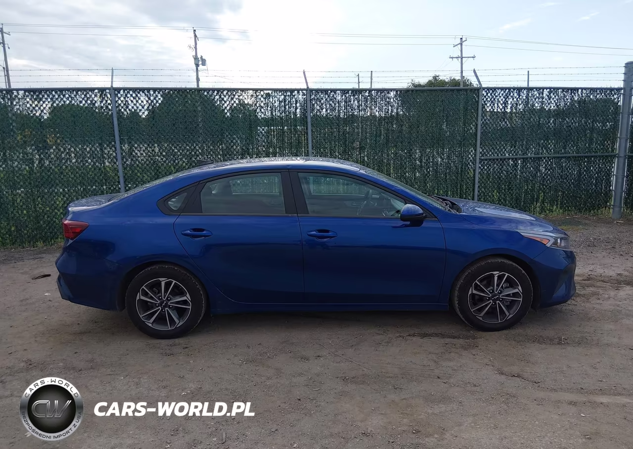2024 Kia Forte Lxs VIN:3KPF24AD5RE735705 - 13