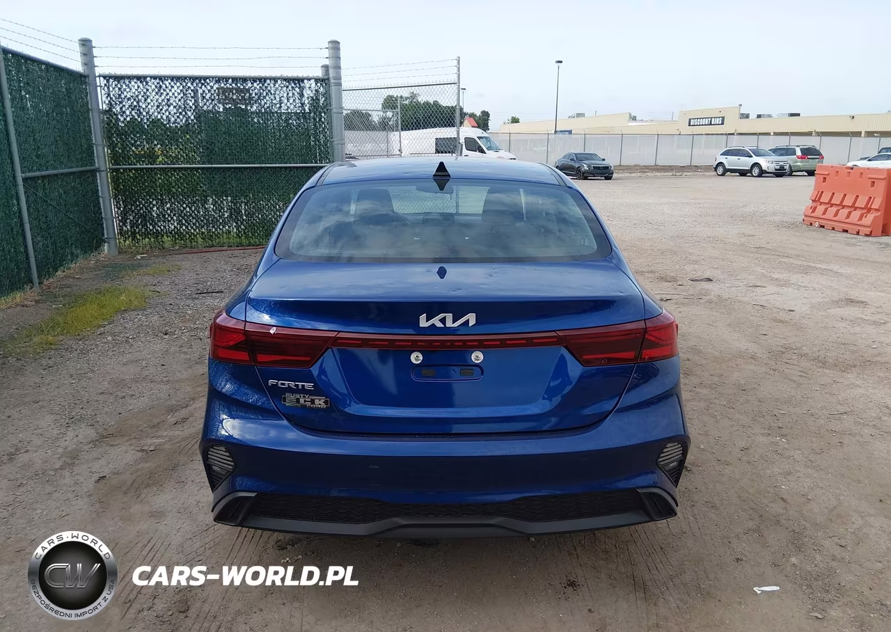 2024 Kia Forte Lxs VIN:3KPF24AD5RE735705 - 16