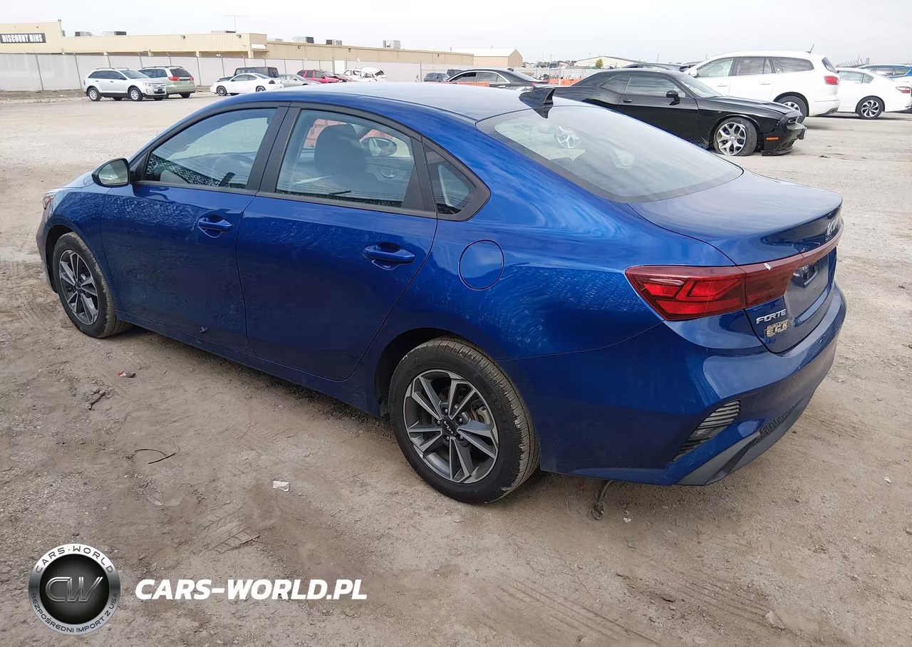 2024 Kia Forte Lxs VIN:3KPF24AD5RE735705 - 3