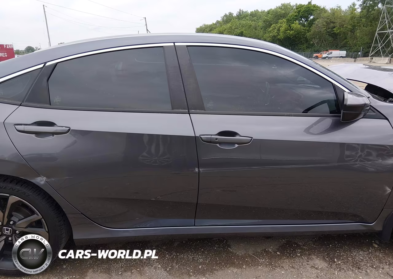 2019 Honda Civic Sport VIN:2HGFC2F88KH511658 - 13