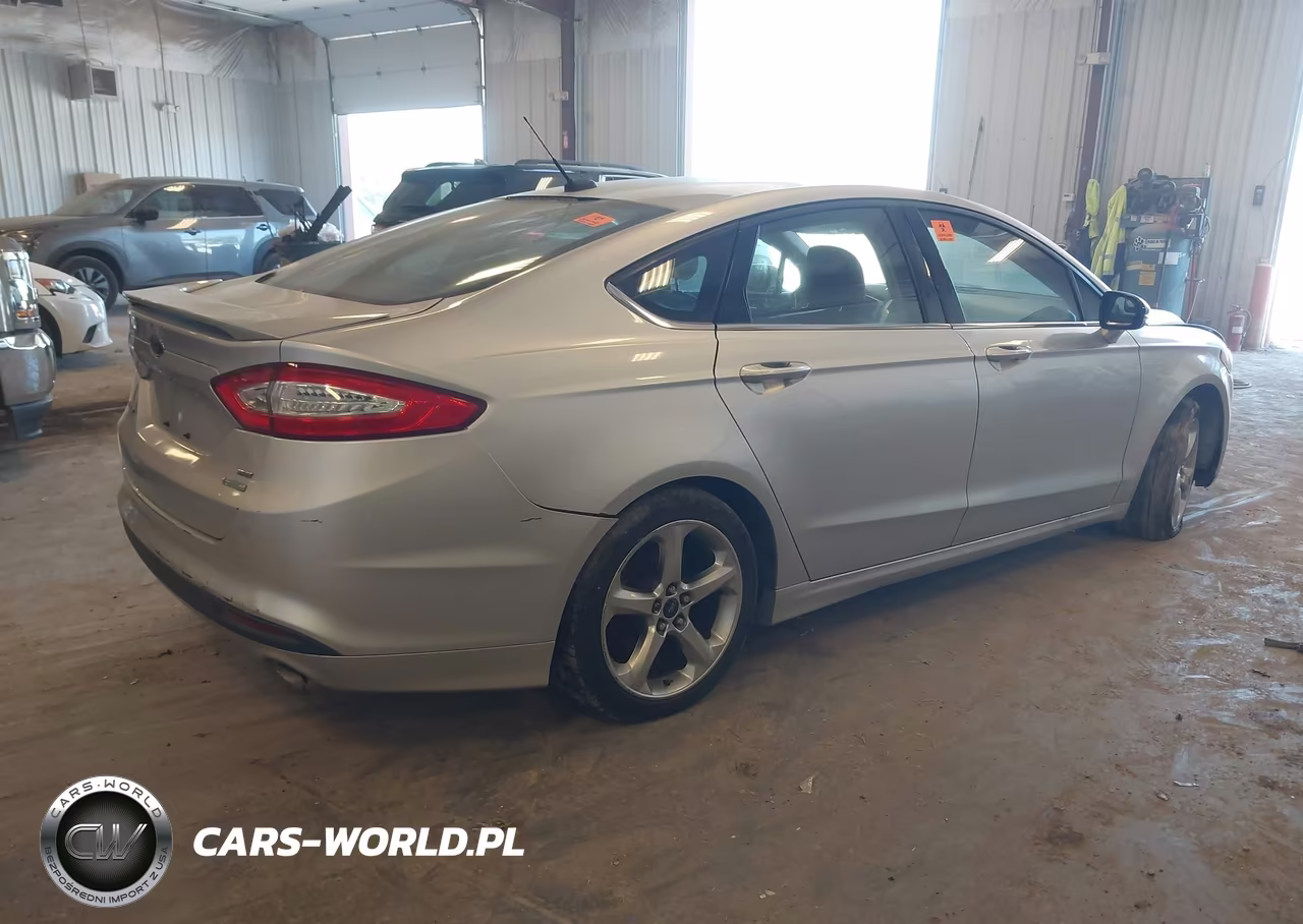 2013 Ford Fusion Se VIN:3FA6P0HR0DR374659 - 4