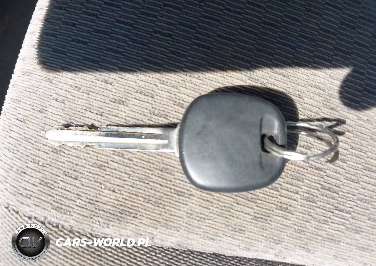 2004 Toyota Camry Le V6 VIN:4T1BF30K14U065041 - 11