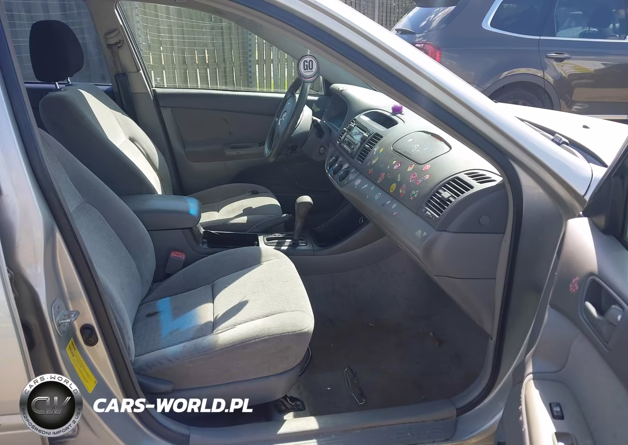2004 Toyota Camry Le V6 VIN:4T1BF30K14U065041 - 5