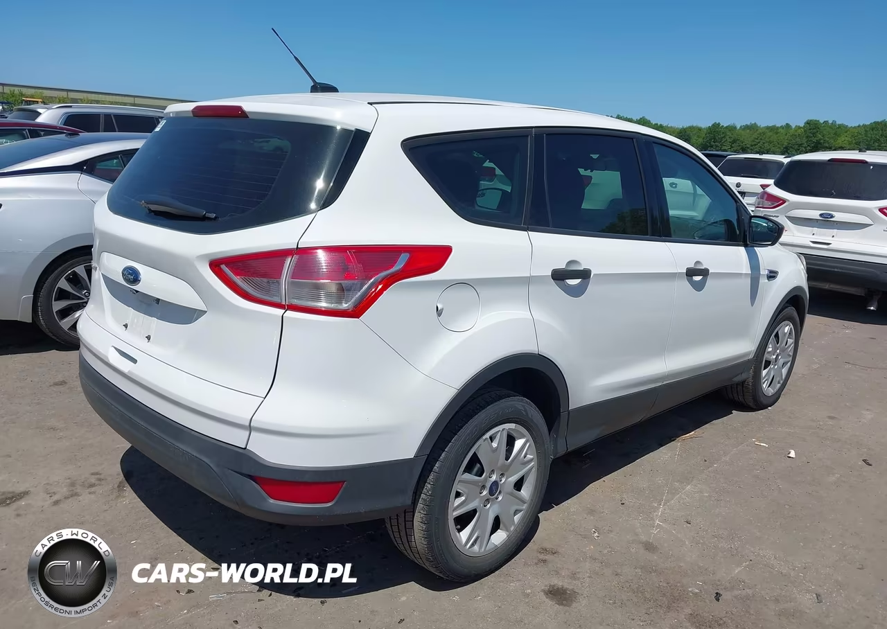 2016 Ford Escape S VIN:1FMCU0F71GUC11955 - 4