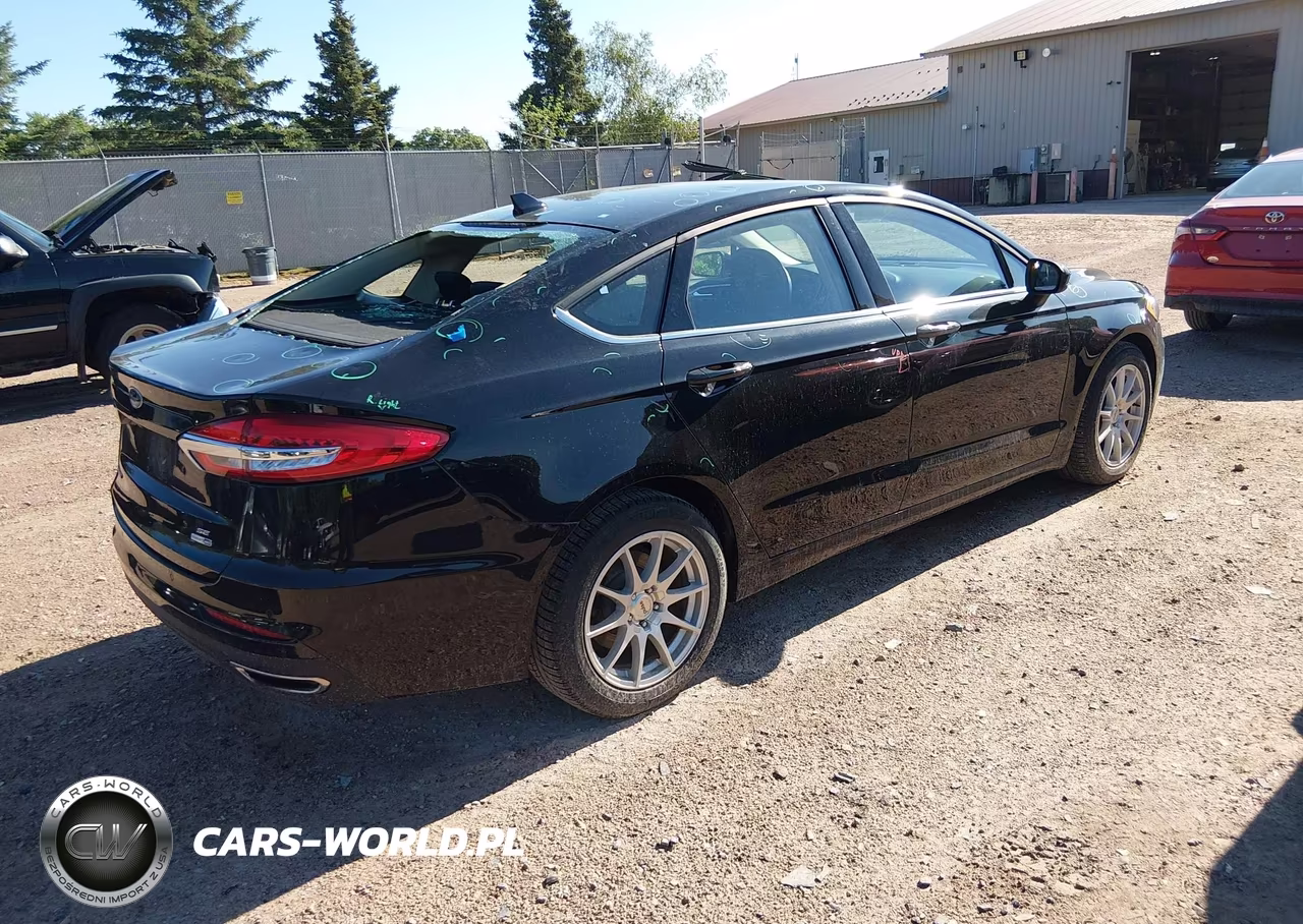 2019 Ford Fusion Se VIN:3FA6P0T97KR286387 - 4