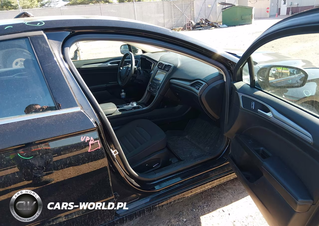 2019 Ford Fusion Se VIN:3FA6P0T97KR286387 - 5