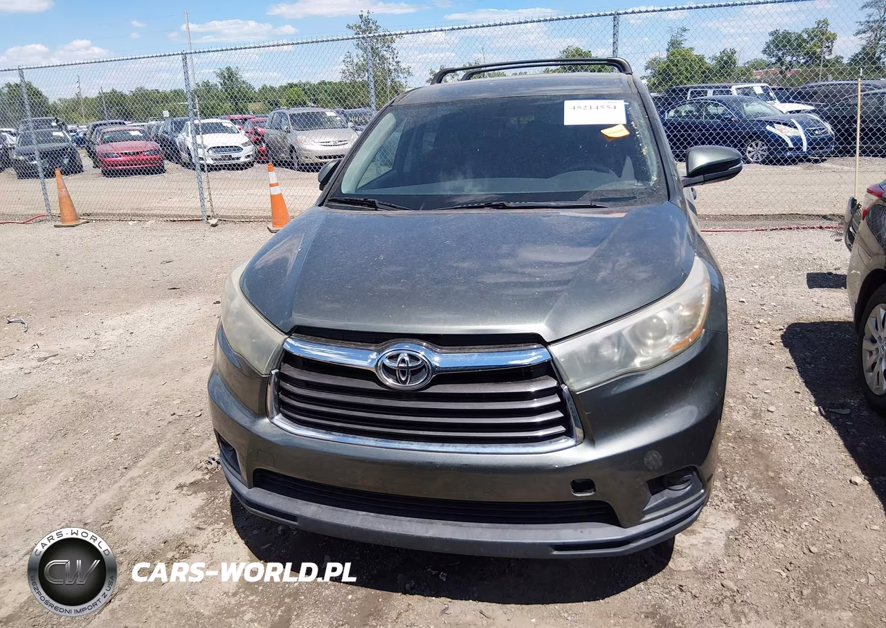 2015 Toyota Highlander Le VIN:5TDZARFH3FS013501 - 12