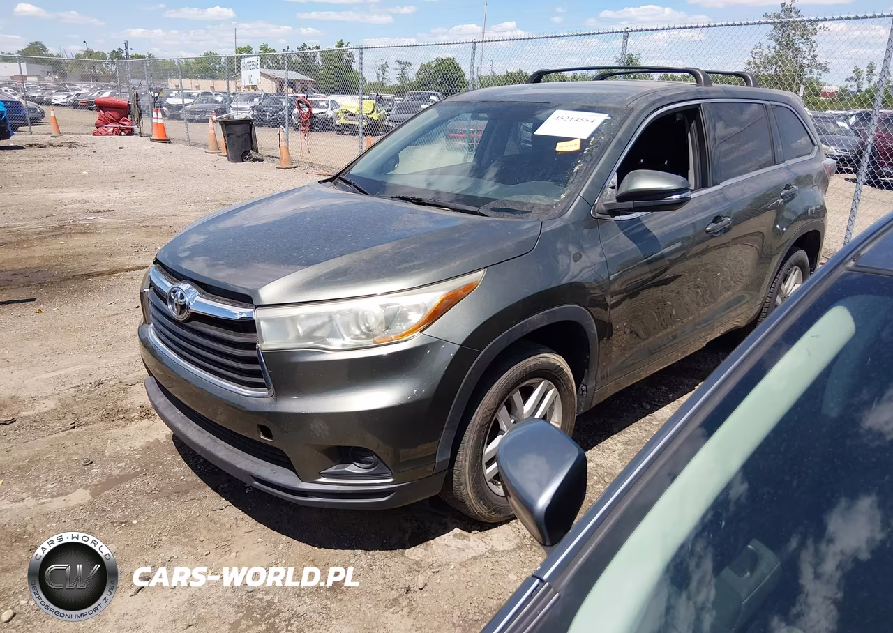 2015 Toyota Highlander Le VIN:5TDZARFH3FS013501 - 2