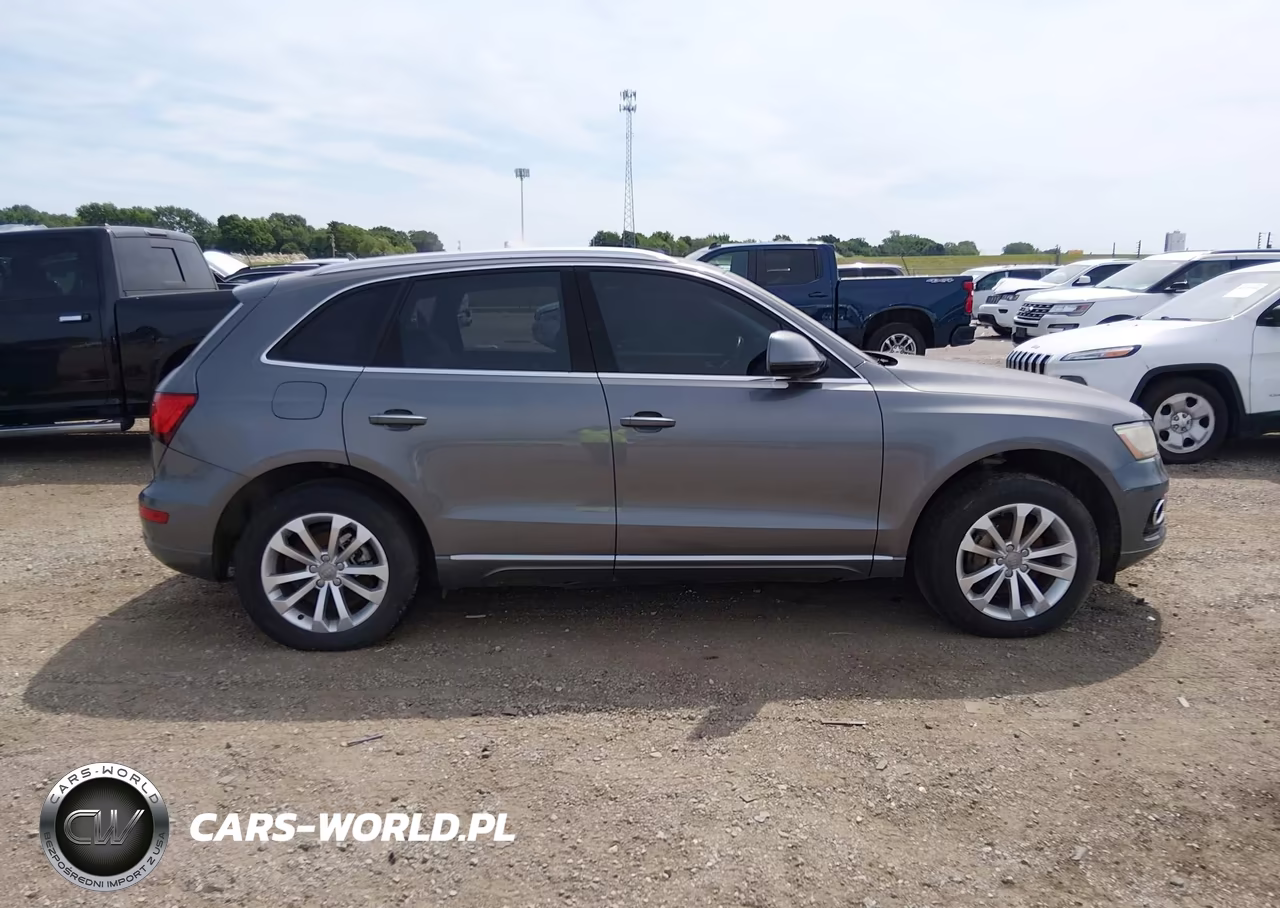 2016 Audi Q5 2.0T Premium VIN:WA1L2AFP0GA020944 - 13