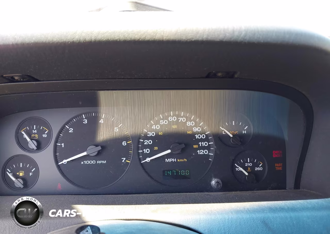 2004 Jeep Grand Cherokee Laredo VIN:1J4GW48S74C425322 - 7