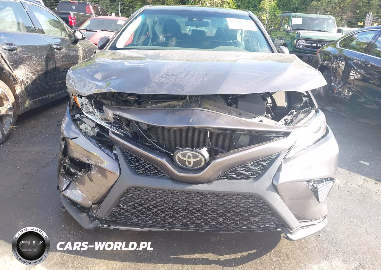 2018 Toyota Camry Se VIN:4T1B11HK7JU657949 - 6