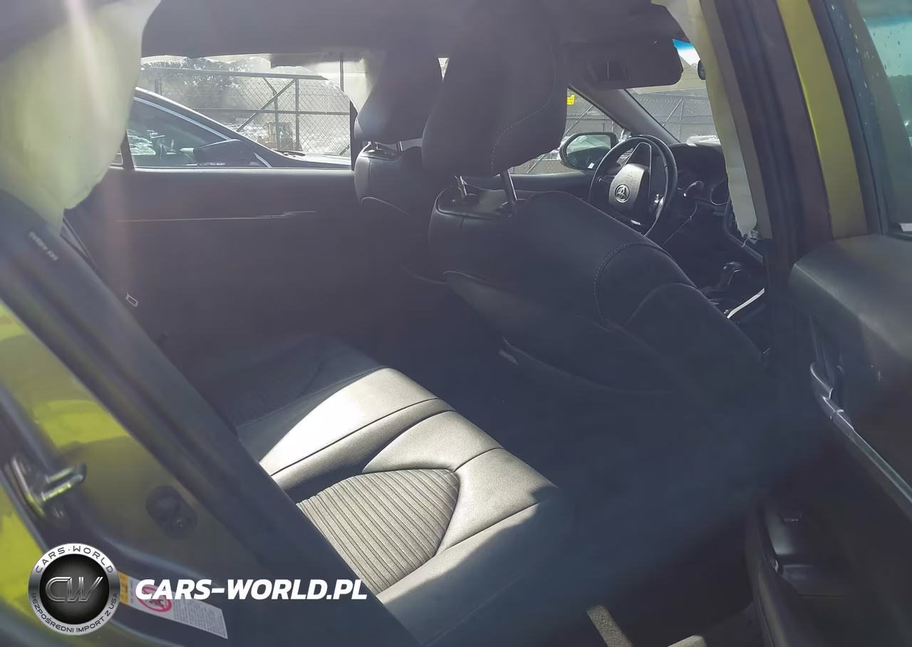 2018 Toyota Camry Se VIN:4T1B11HK7JU657949 - 8