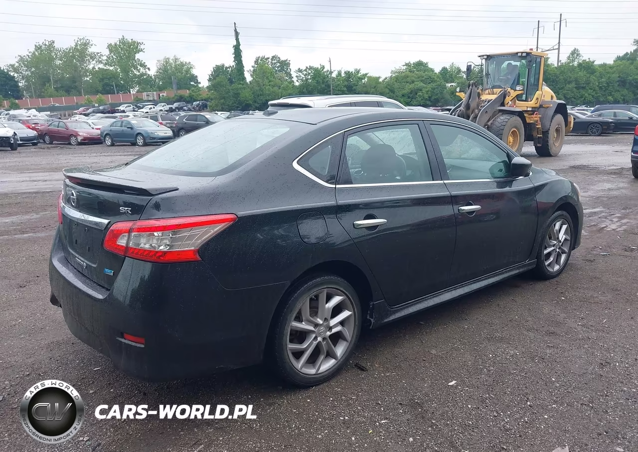 2014 Nissan Sentra Sr VIN:3N1AB7AP3EL627260 - 4