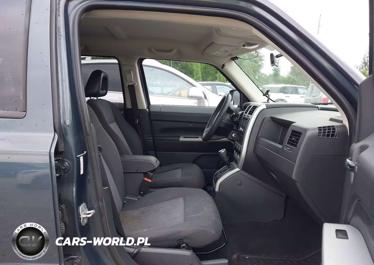 2008 Jeep Patriot Sport VIN:1J8FF28W78D736525 - 5