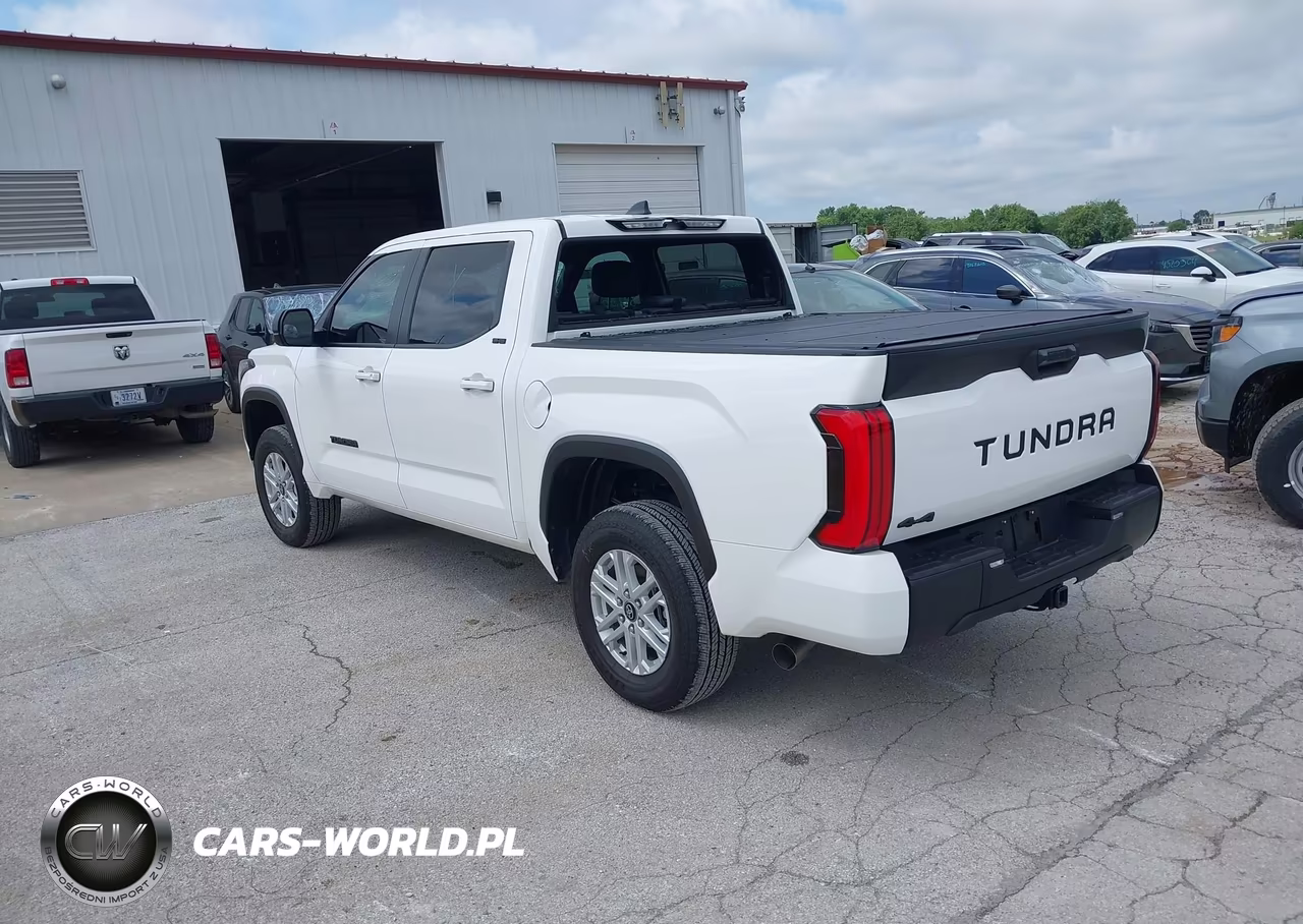 2025 Toyota Tundra Sr5 VIN:5TFLA5DB6SX305239 - 3