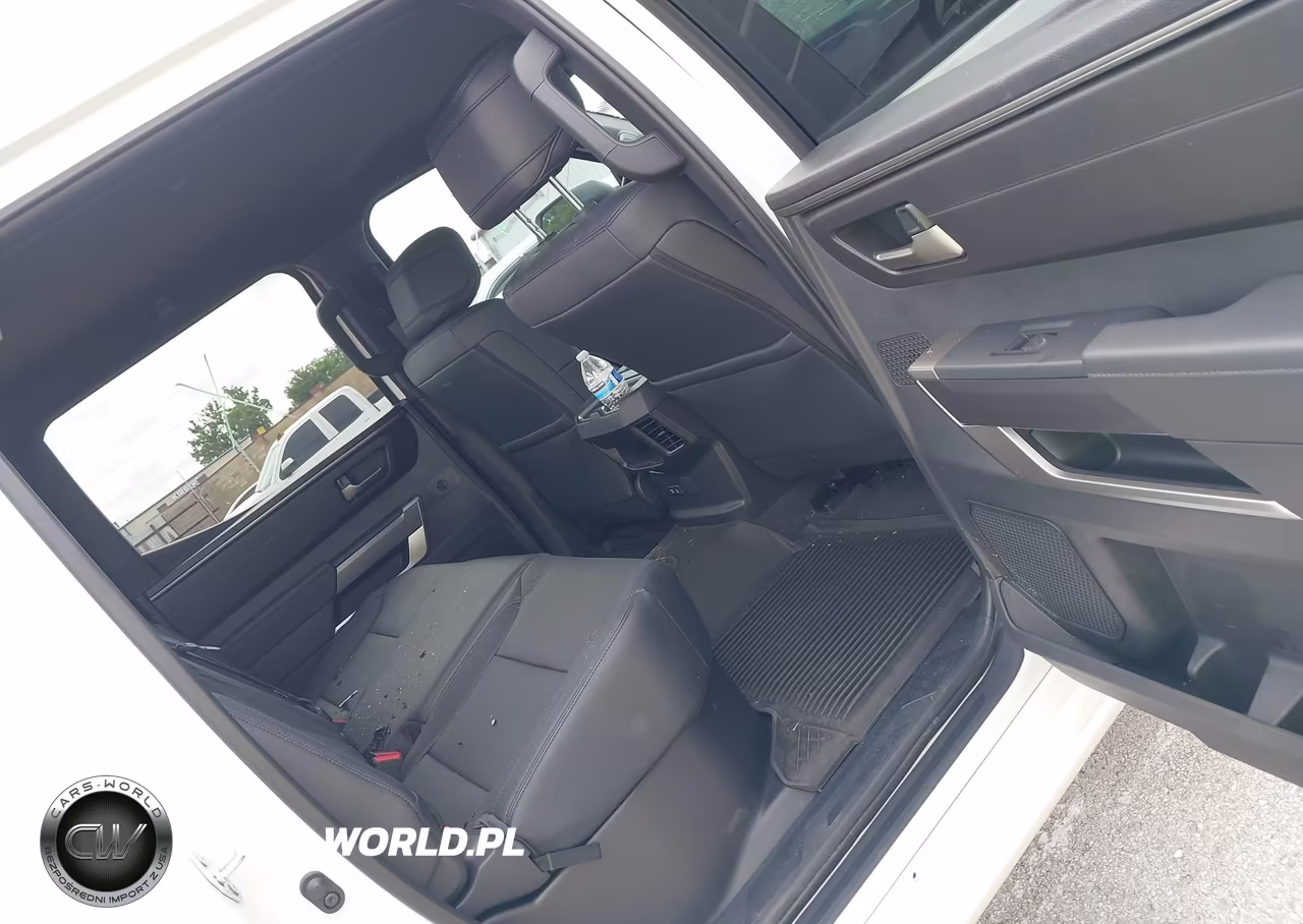 2025 Toyota Tundra Sr5 VIN:5TFLA5DB6SX305239 - 8