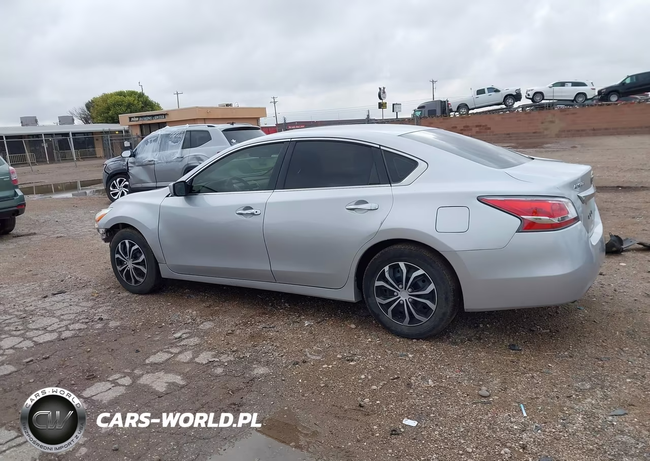 2014 Nissan Altima 2.5 S VIN:1N4AL3APXEN333105 - 15