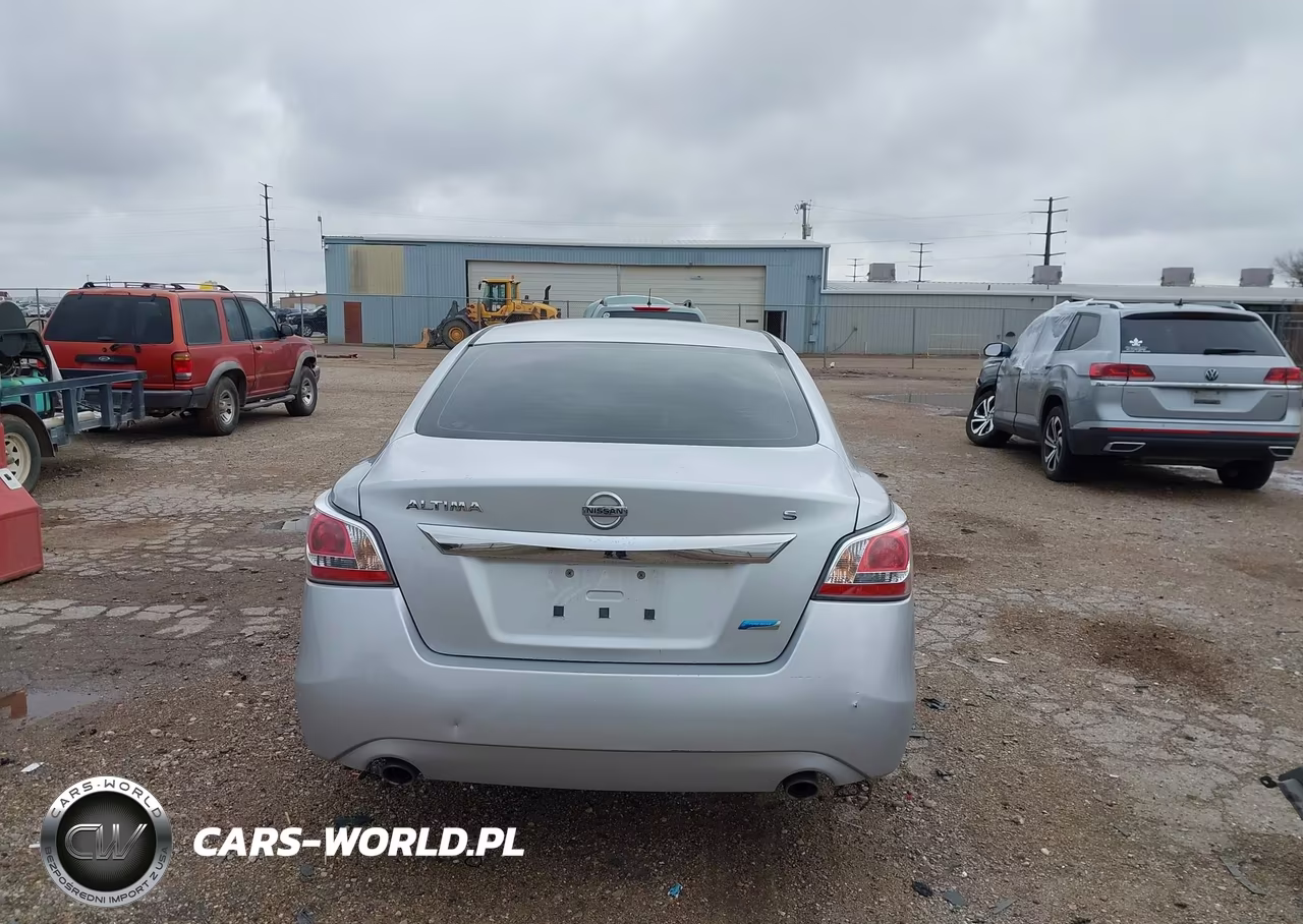 2014 Nissan Altima 2.5 S VIN:1N4AL3APXEN333105 - 17