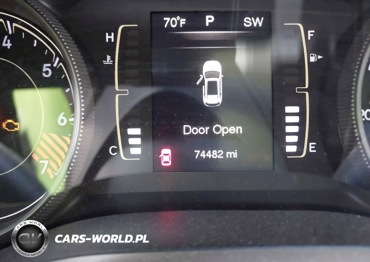 2015 Jeep Cherokee Latitude VIN:1C4PJMCB5FW649976 - 15