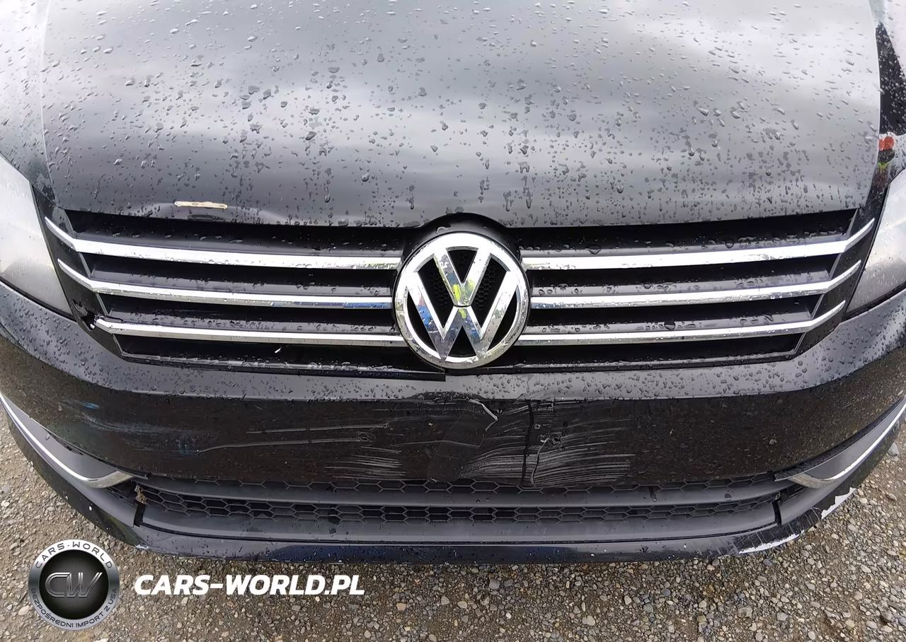 2015 Volkswagen Passat 1.8T Wolfsburg Edition VIN:1VWAT7A36FC082527 - 6