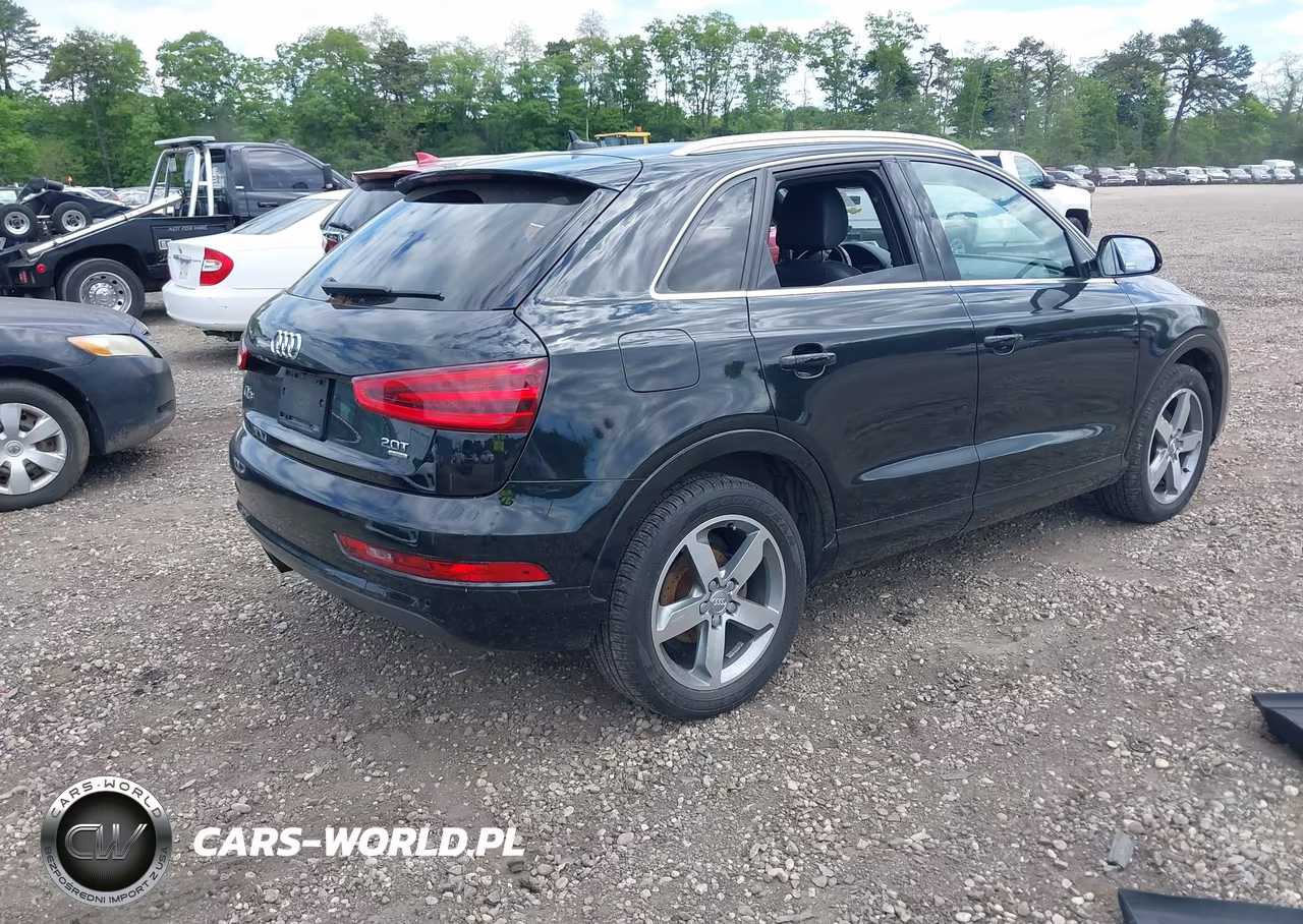 2015 Audi Q3 2.0T Premium Plus VIN:WA1GFCFS0FR011358 - 4