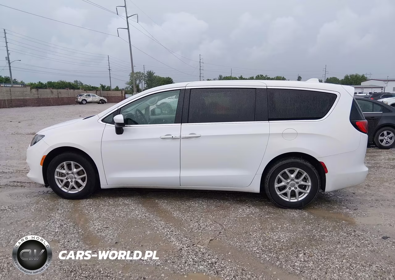 2020 Chrysler Voyager Lx VIN:2C4RC1CG1LR128500 - 14