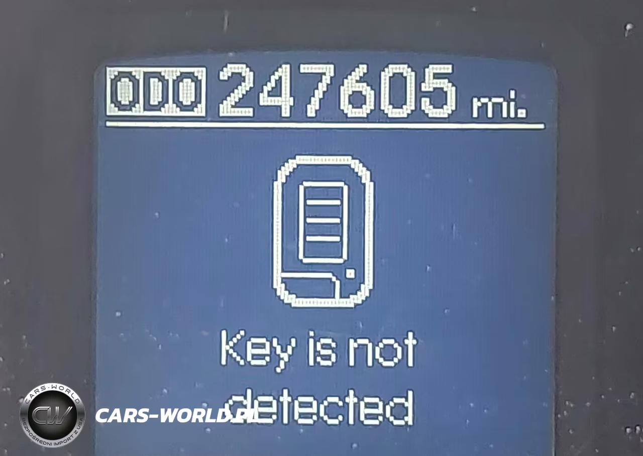 2012 Hyundai Genesis 3.8 VIN:KMHGC4DD7CU184856 - 7