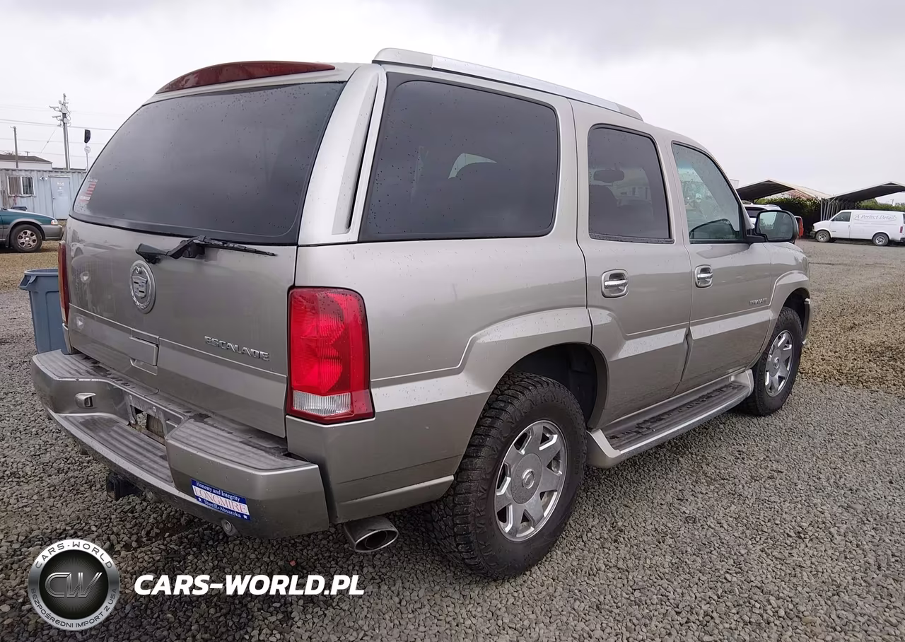 2002 Cadillac Escalade Standard VIN:1GYEK63N22R130302 - 4