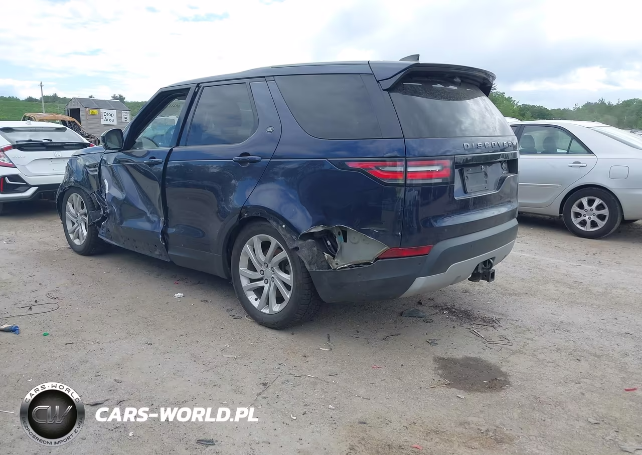 2018 Land Rover Discovery Hse VIN:SALRR2RV0JA053132 - 3
