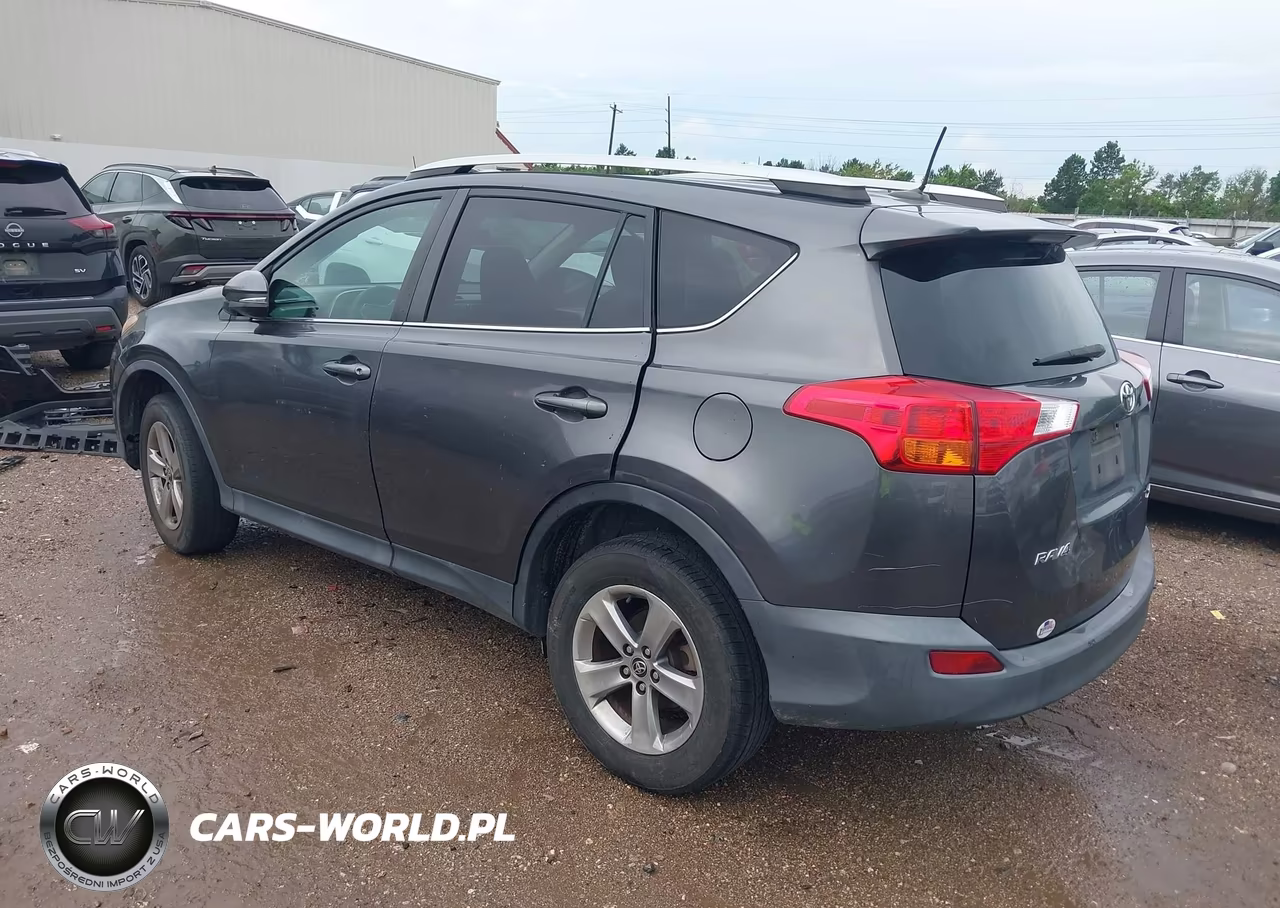 2015 Toyota Rav4 Xle VIN:2T3WFREVXFW149330 - 3