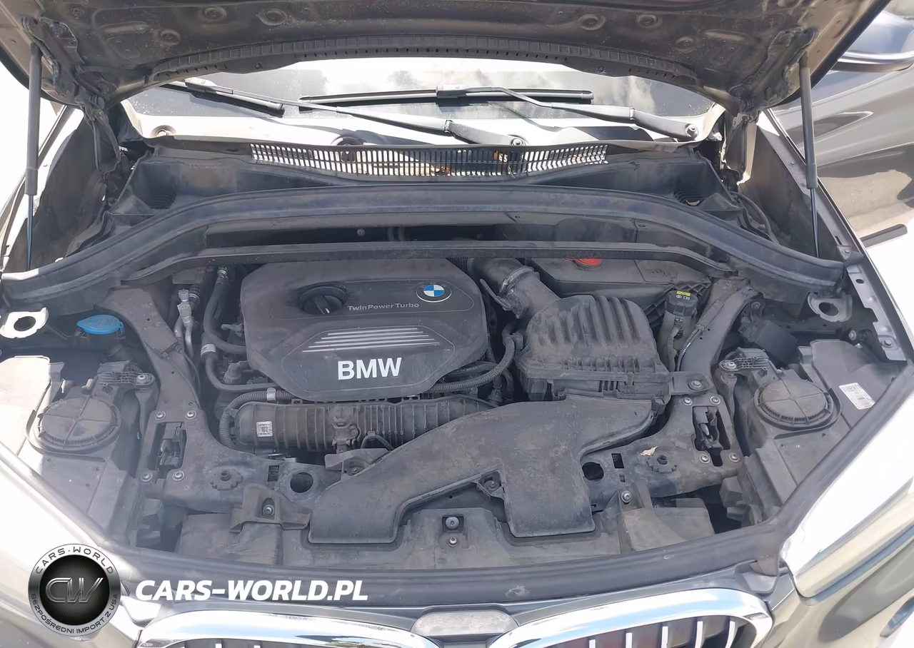 2018 BMW X1 xDrive28I VIN:WBXHT3C39J5K29205 - 10