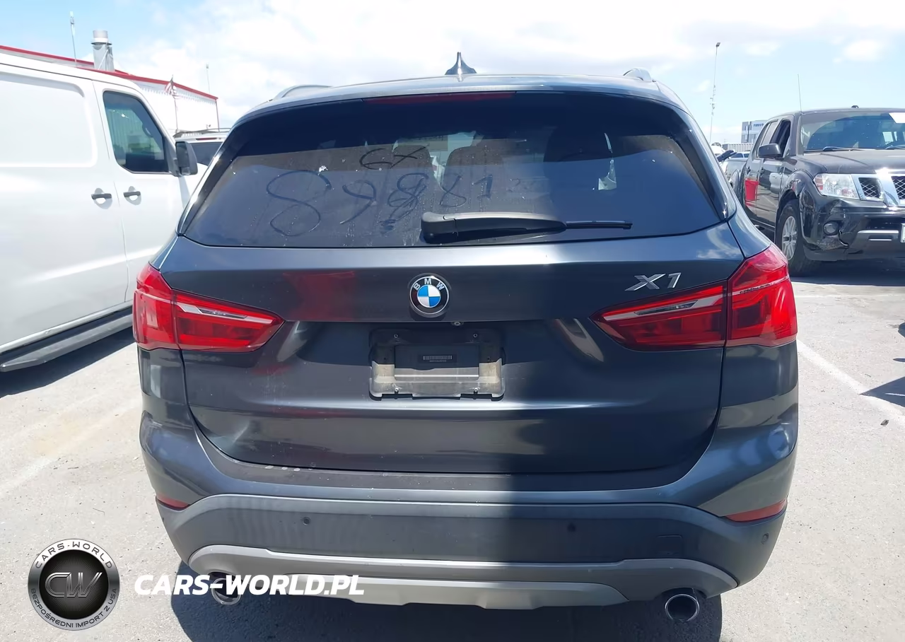 2018 BMW X1 xDrive28I VIN:WBXHT3C39J5K29205 - 16