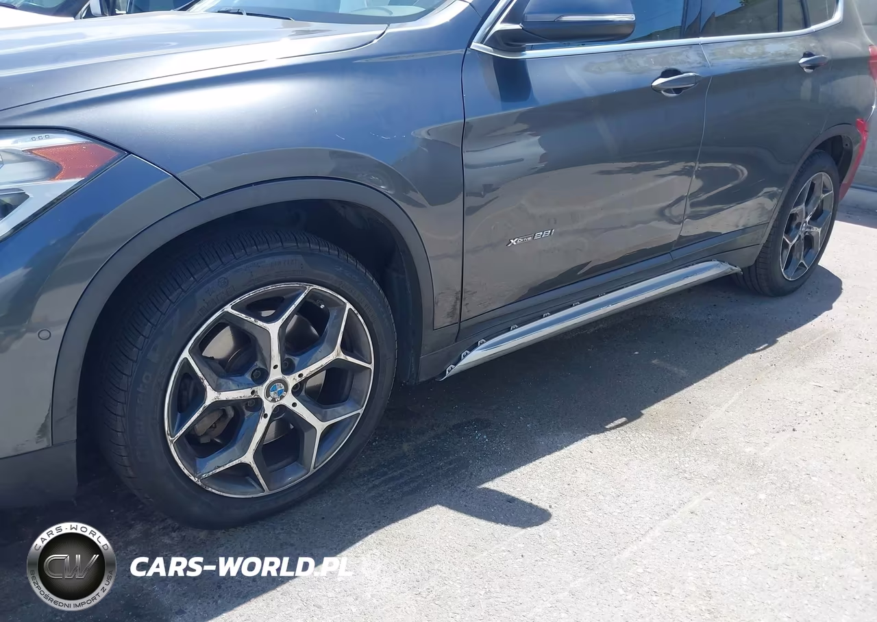 2018 BMW X1 xDrive28I VIN:WBXHT3C39J5K29205 - 6