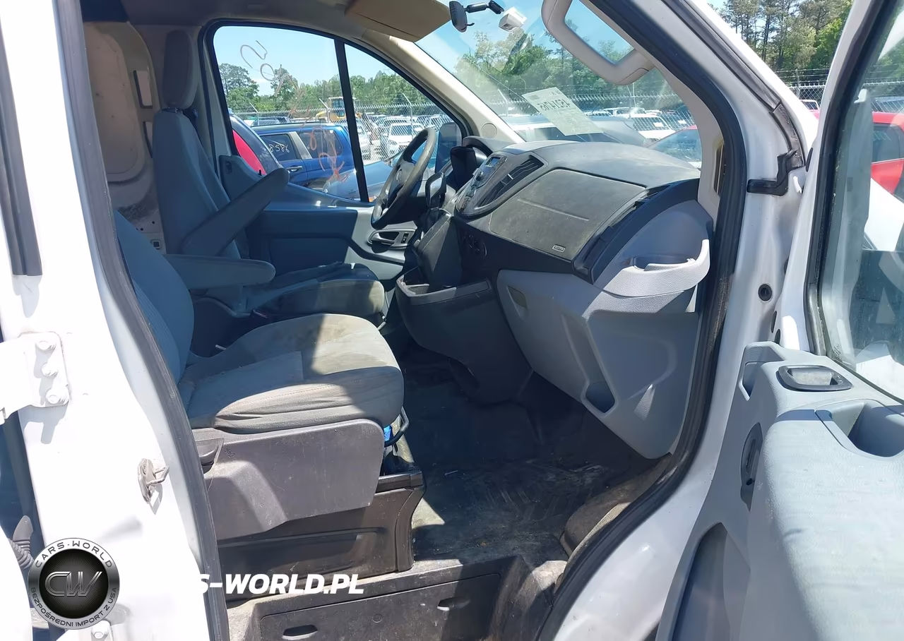 2015 Ford Transit-150 VIN:1FTYE9ZM6FKA20796 - 5