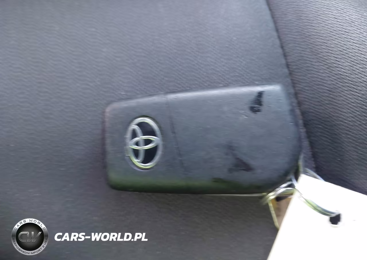 2019 Toyota Camry Le VIN:4T1B11HK1KU181103 - 11