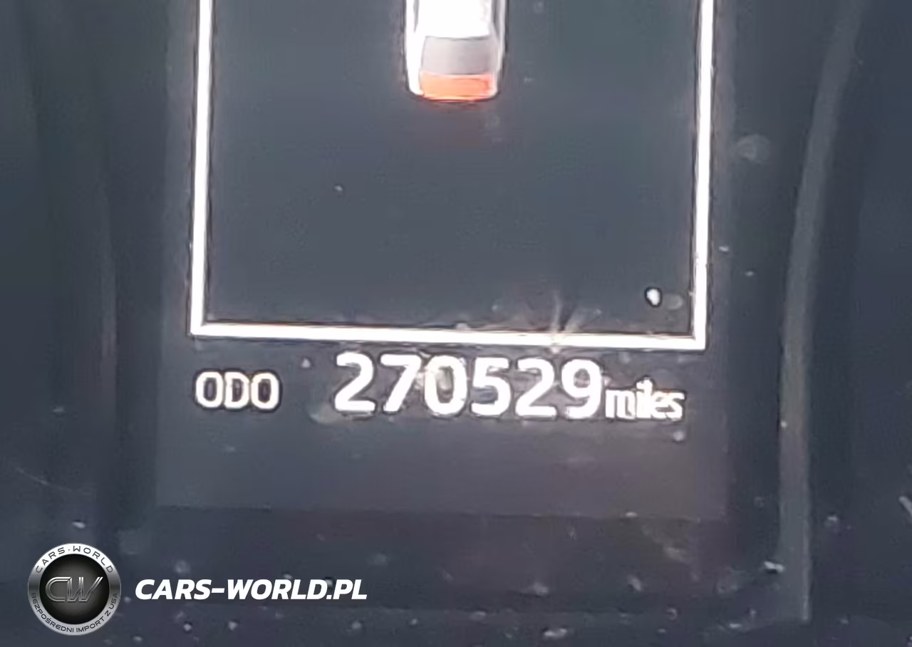 2019 Toyota Camry Le VIN:4T1B11HK1KU181103 - 15