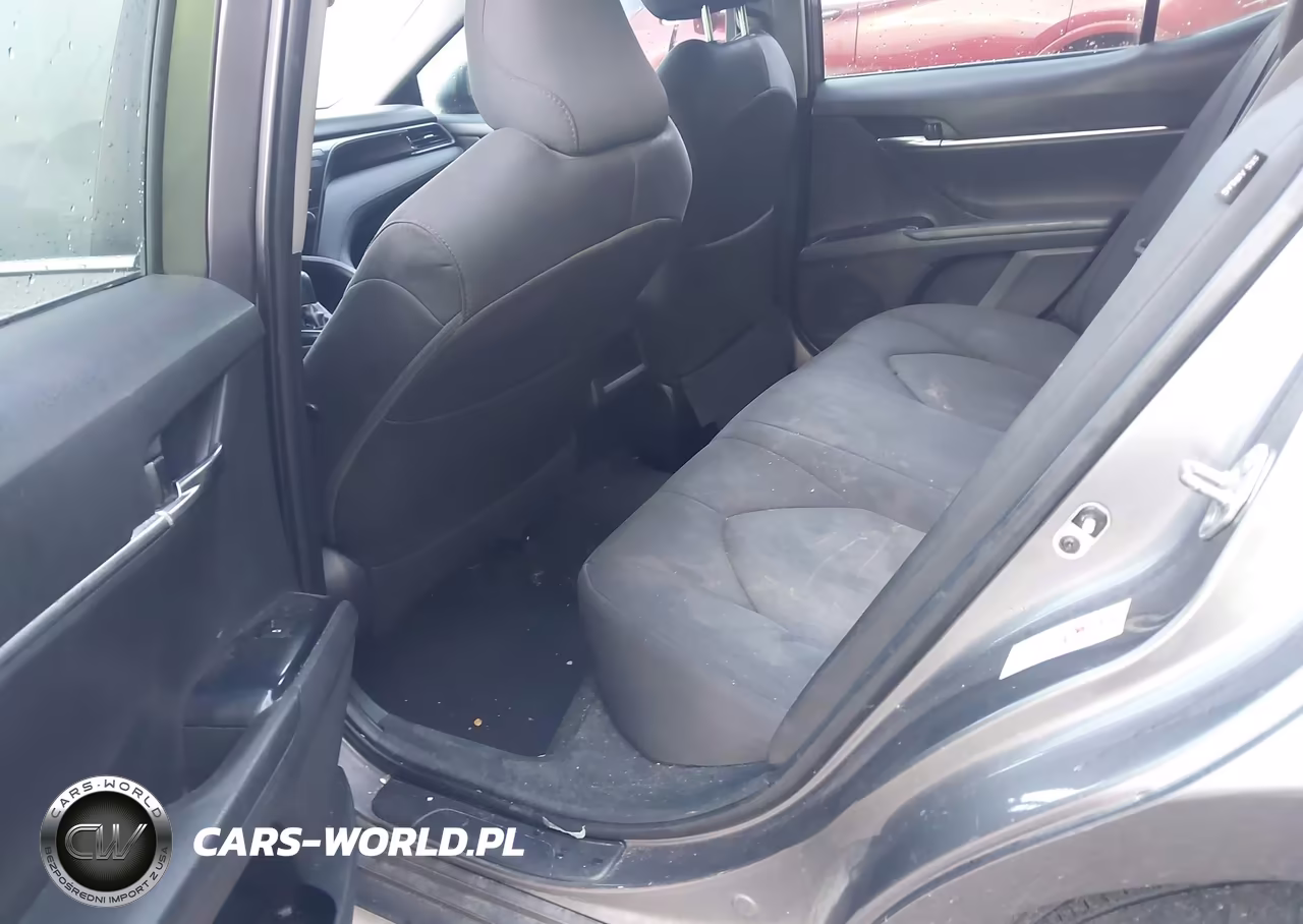 2019 Toyota Camry Le VIN:4T1B11HK1KU181103 - 8