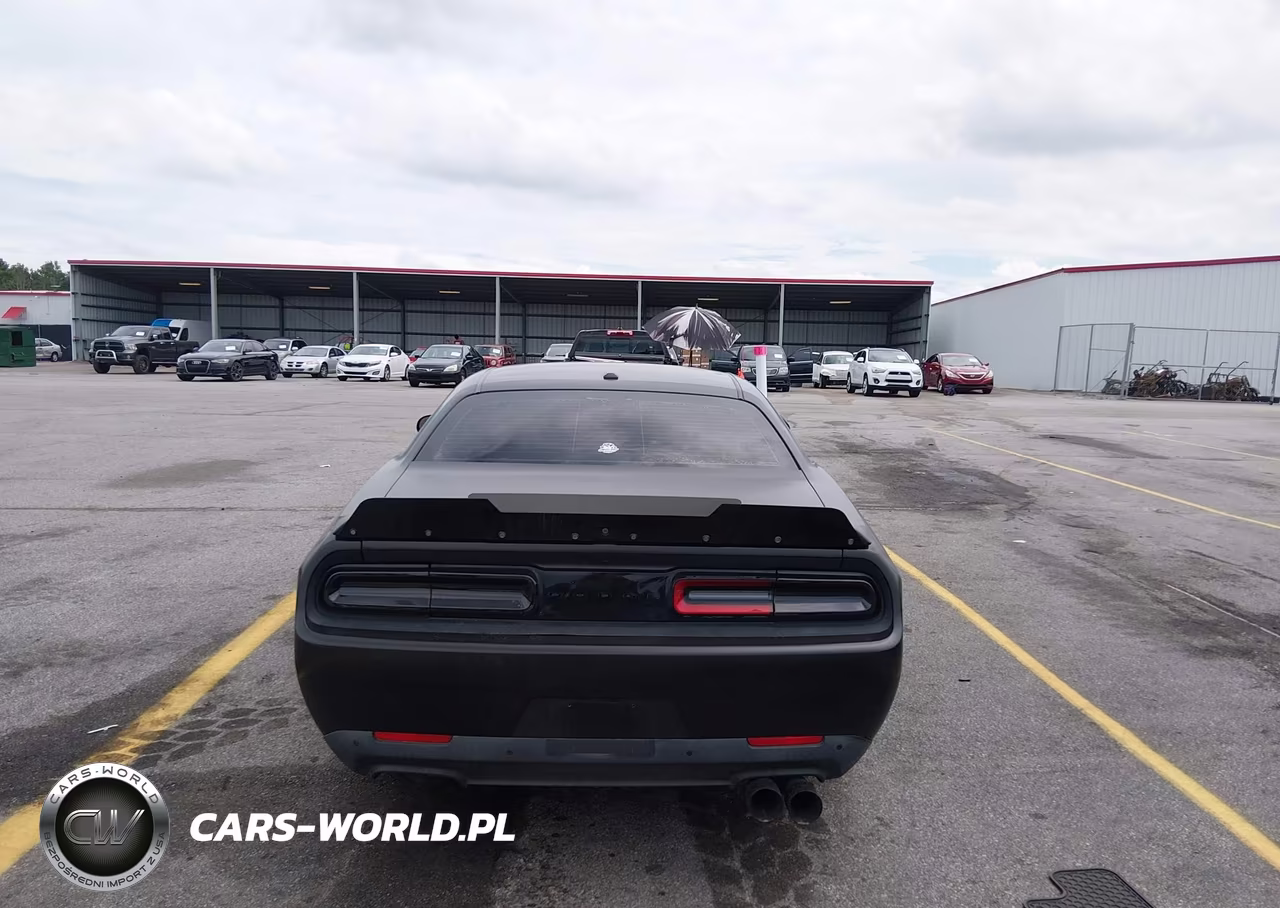 2019 Dodge Challenger R-T VIN:2C3CDZBT3KH526039 - 17