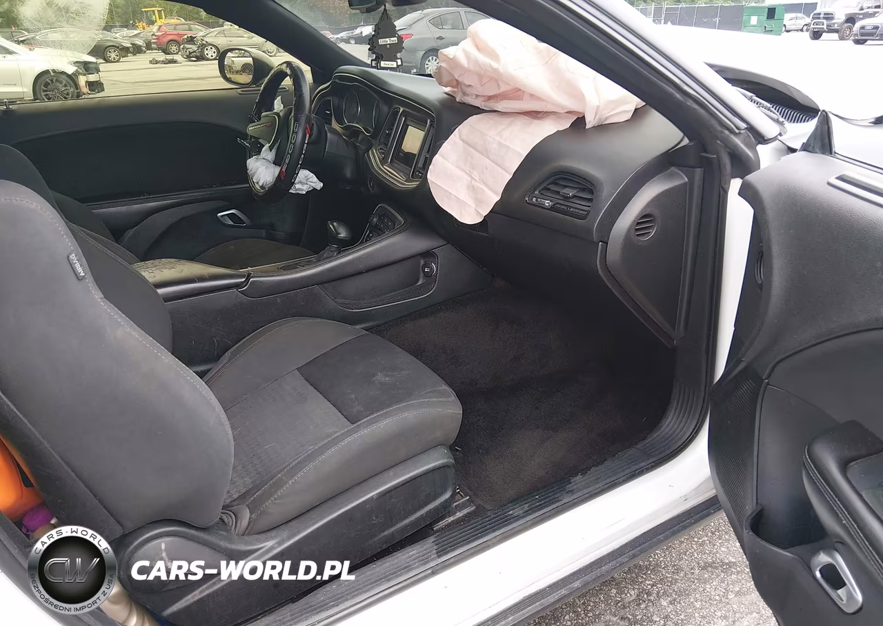 2019 Dodge Challenger R-T VIN:2C3CDZBT3KH526039 - 5