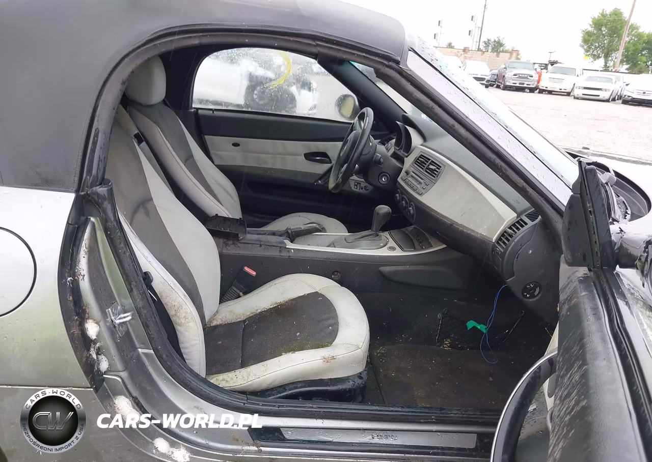 2004 BMW Z4 2.5I VIN:4USBT33524LS52582 - 5