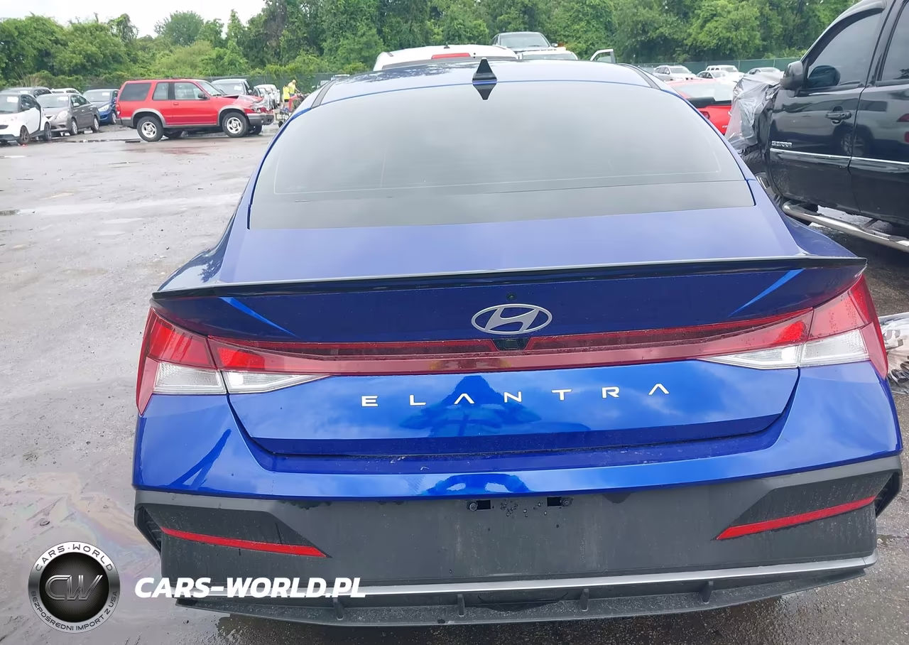 2025 Hyundai Elantra Sel Sport VIN:KMHLM4DG9SU059796 - 17