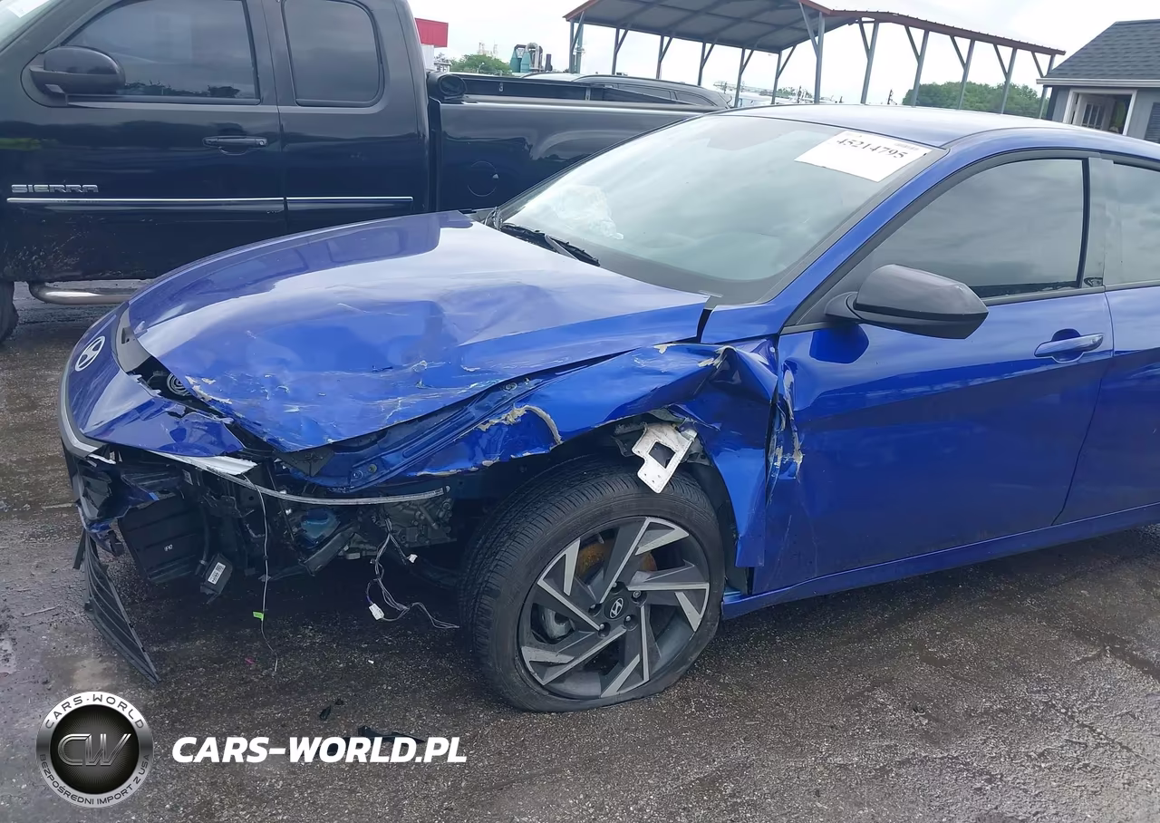 2025 Hyundai Elantra Sel Sport VIN:KMHLM4DG9SU059796 - 18