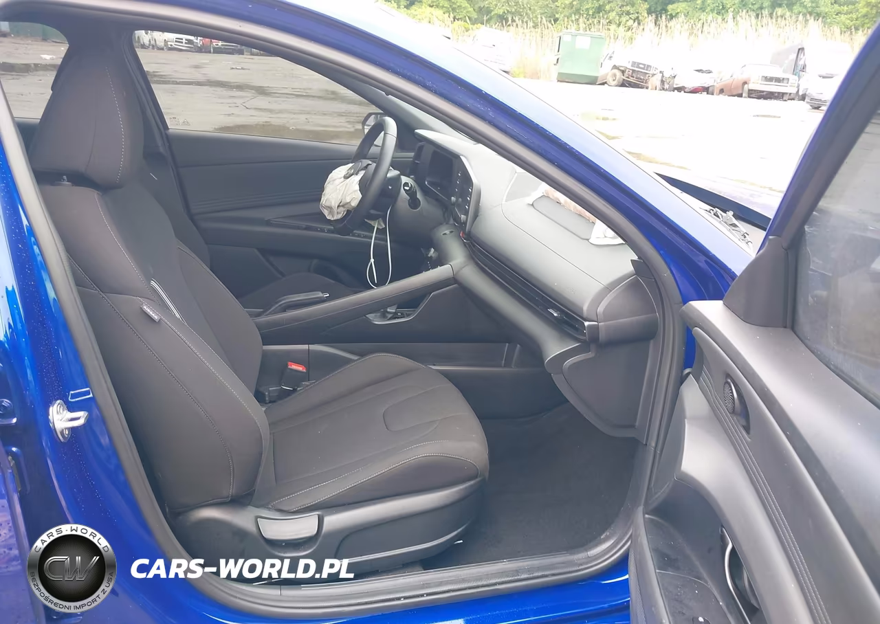 2025 Hyundai Elantra Sel Sport VIN:KMHLM4DG9SU059796 - 5