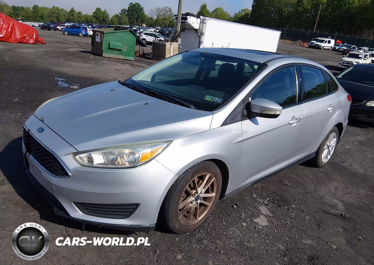 2016 Ford Focus Se VIN:1FADP3F24GL240917 - 2