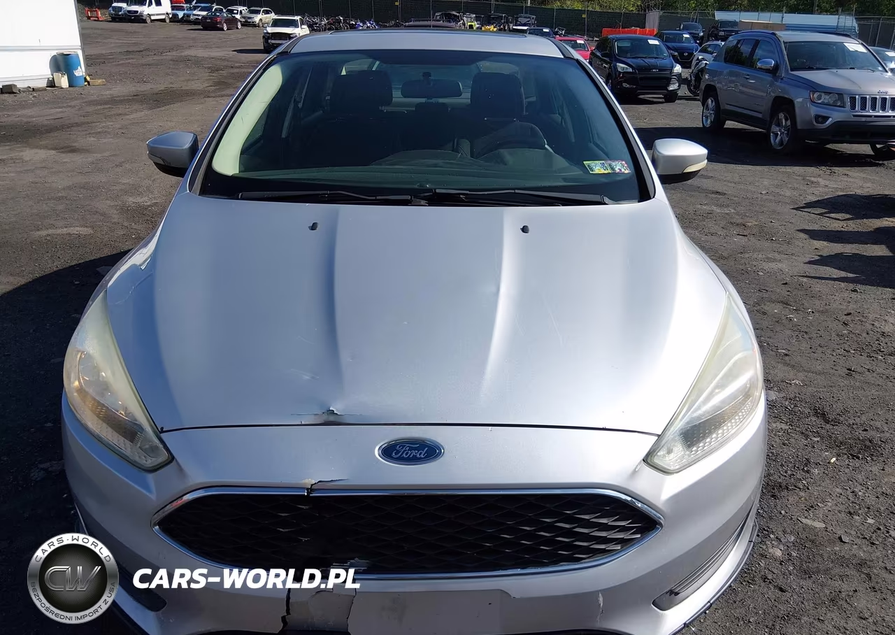 2016 Ford Focus Se VIN:1FADP3F24GL240917 - 6