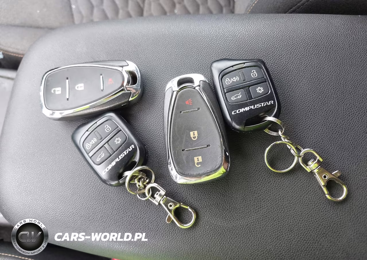 2018 Chevrolet Equinox Lt VIN:3GNAXJEV5JS545882 - 11
