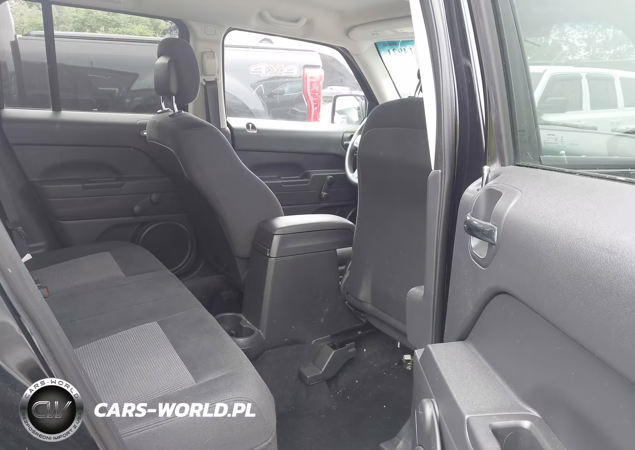 2015 Jeep Patriot Sport VIN:1C4NJRBB4FD215050 - 8