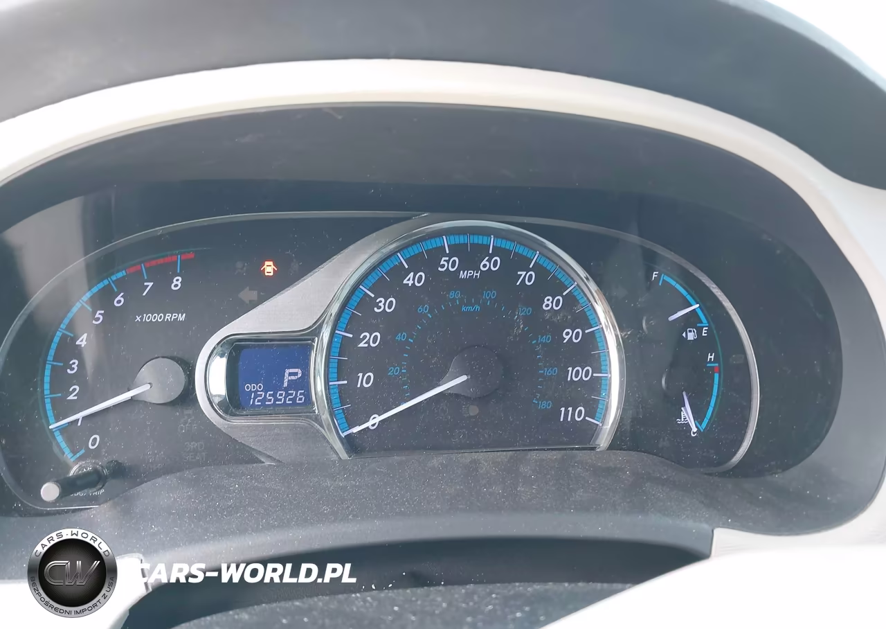 2011 Toyota Sienna VIN:5TDYK3DCXBS114168 - 7