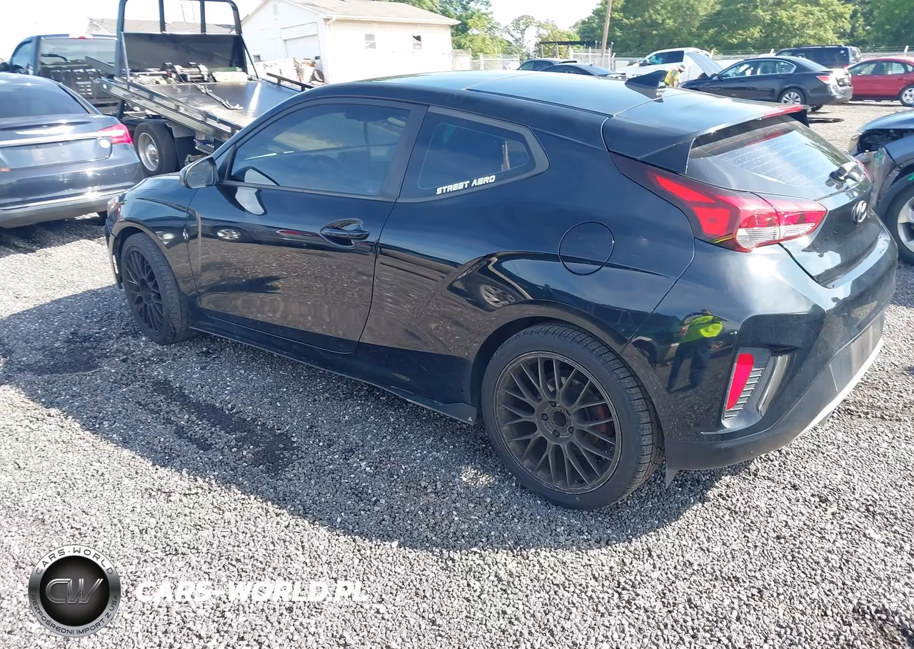 2020 Hyundai Veloster 2.0 Premium VIN:KMHTG6AF0LU029974 - 3